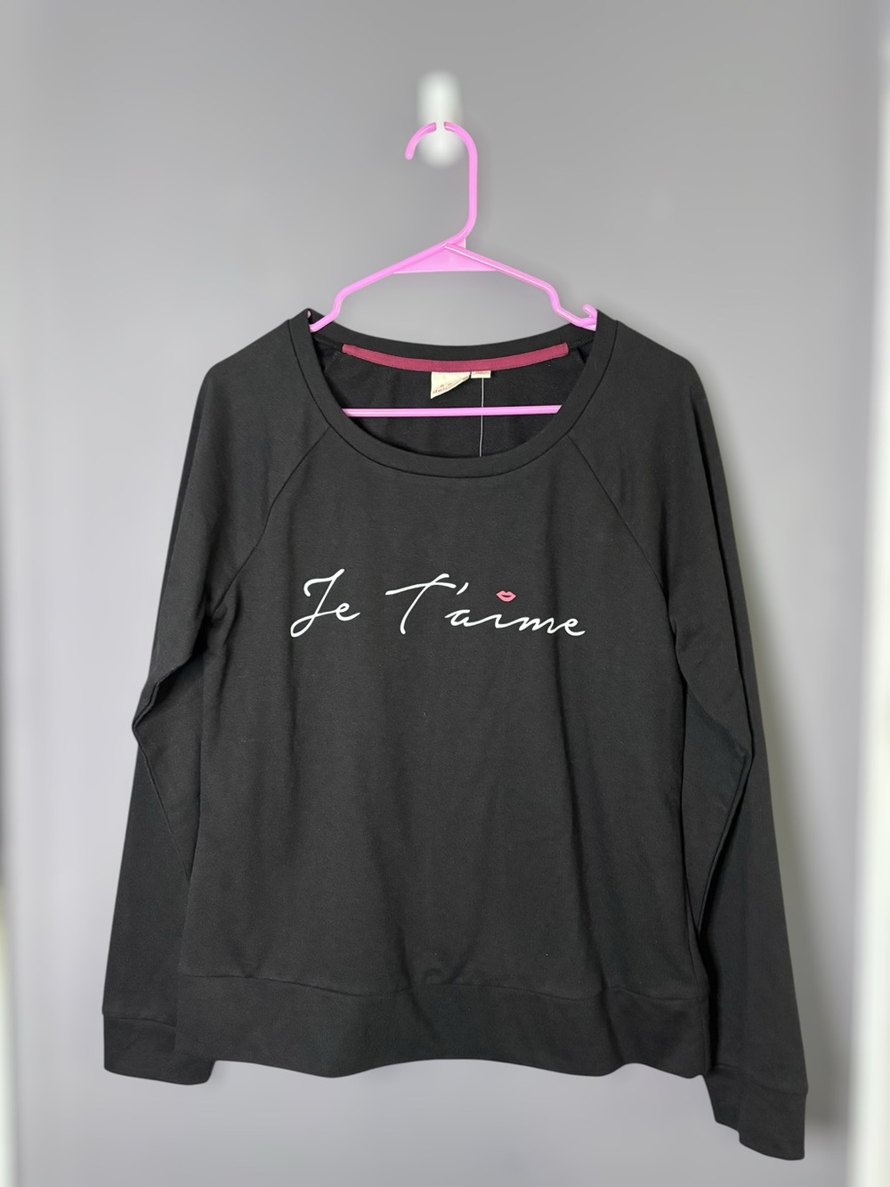 Ace Delivery Black Je T'aime Graphic Sweatshirt Small